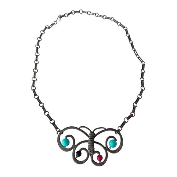 Vintage Silver Metal Wire Butterfly Pendant Necklace - Picture 2 of 5